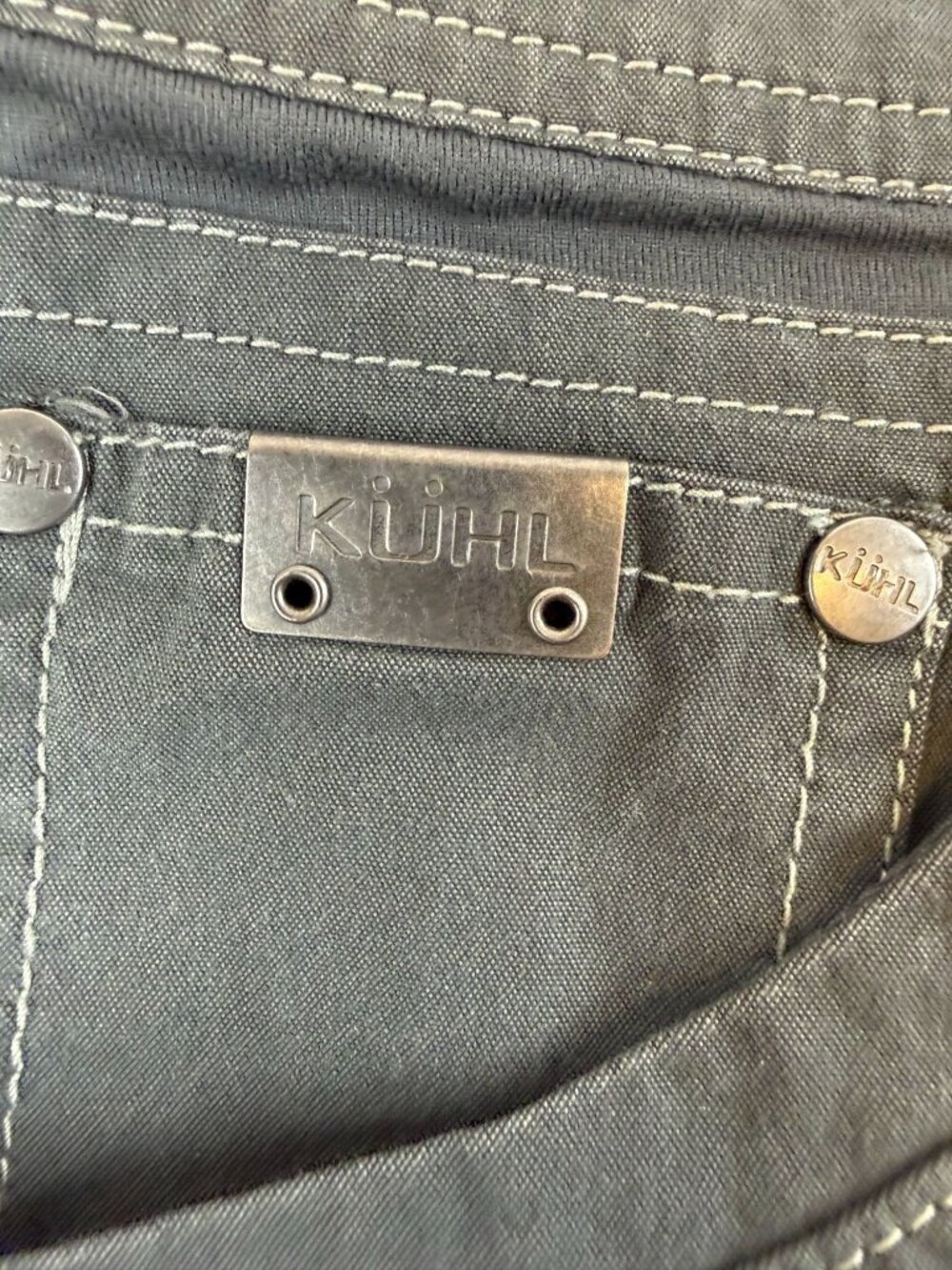 Kuhl Renegade Shorts Mens 40 Gray Nylon Hiking Utility Zip Cargo Pockets 9" - Picture 5 of 11